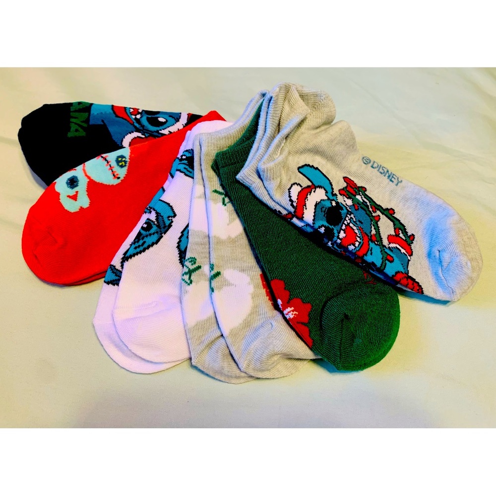 6 Pairs Chistmas Socks Unisex
Shoes Size : 4-10  No Show
